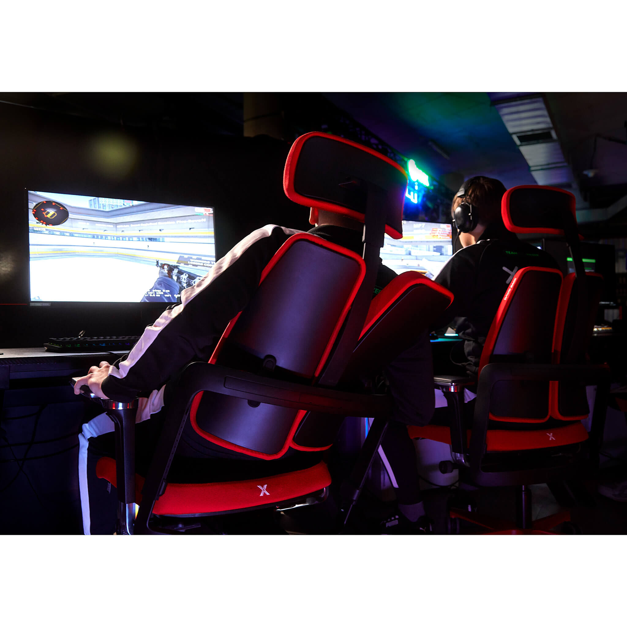 Nowy Styl XiliumG Gamingstuhl in rot mit zweigeteilter Rückenlehne Duo Back